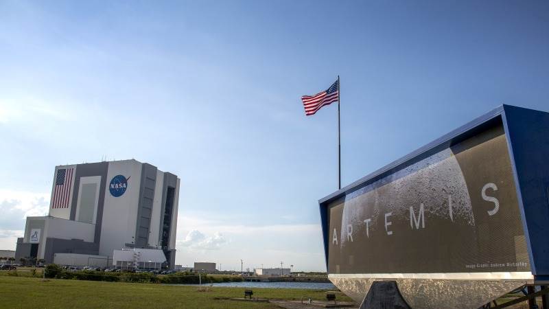 NASA’s Orion makes closest approach to Moon