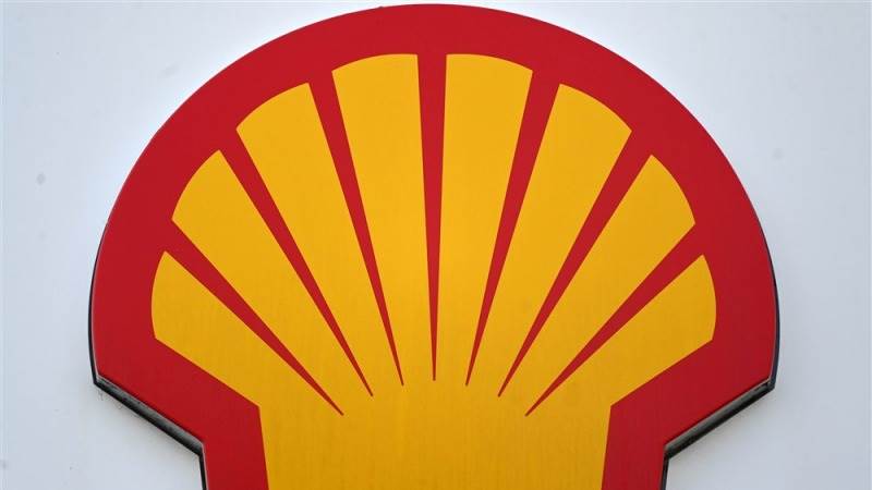 Shell reviews its £25B plan due to UK windfall tax