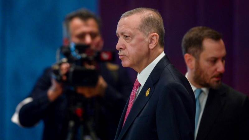 Erdogan: Turkey has right to fight terrorist abroad