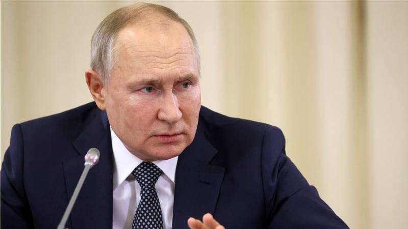 Putin: Number of current forces is enough