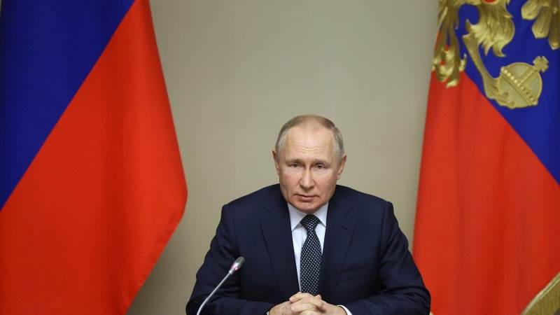 Putin: International trade in crisis