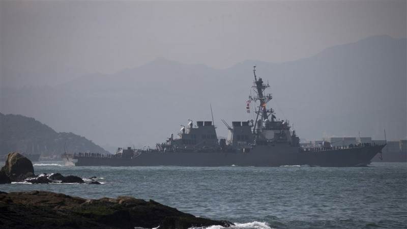 US, China clash over South China Sea op