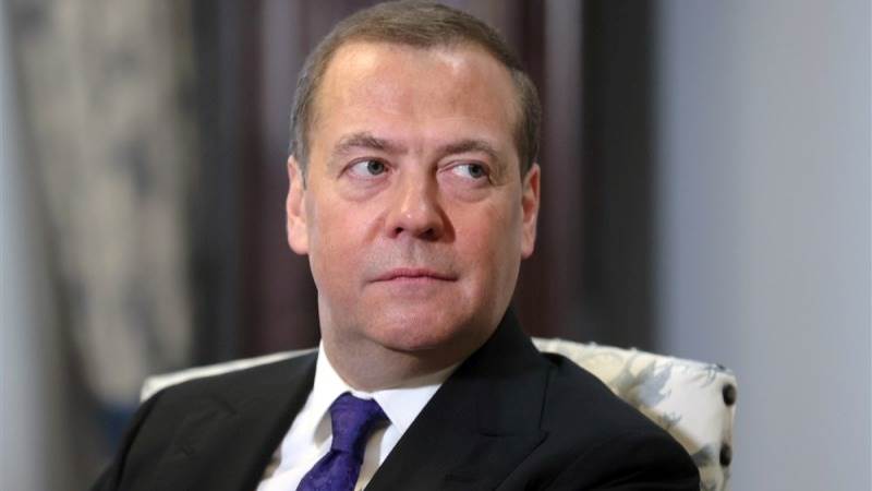 Medvedev: NATO could become legitimate target over Ukraine aid