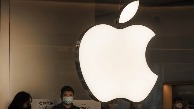 Apple shares retreat over 2% amid China protests