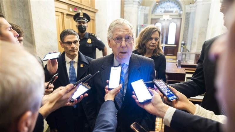 McConnell slams Trump over meeting Fuentes, Ye