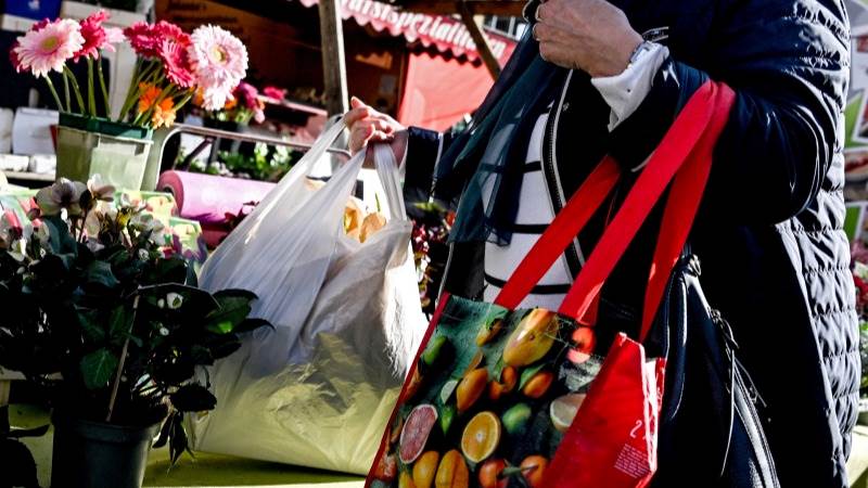 Germany’s retail sales down by 5% in October