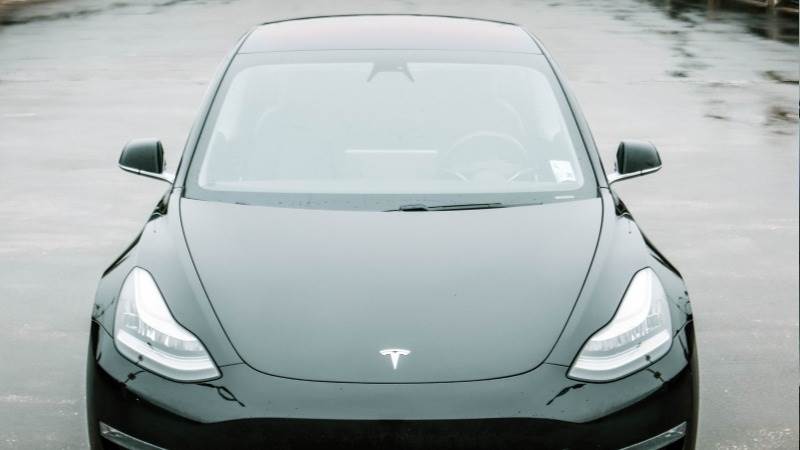 Tesla recalling 435,132 cars in China