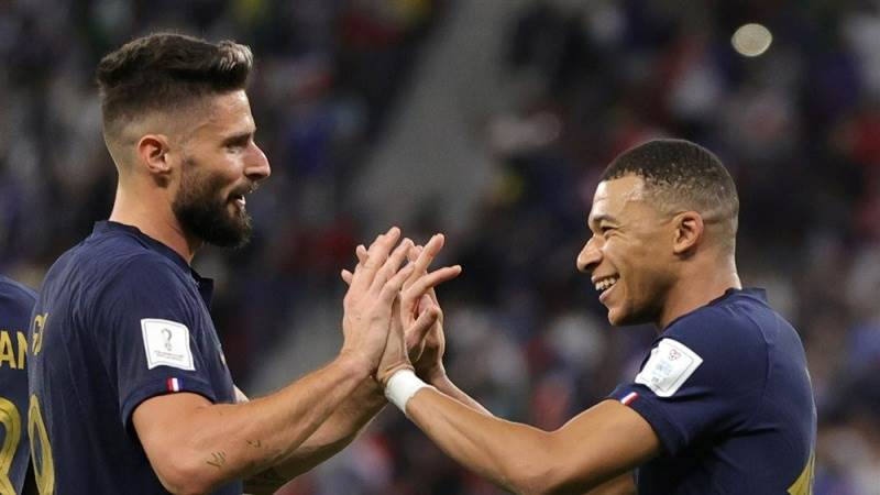 France beat Poland to reach World Cup QFs