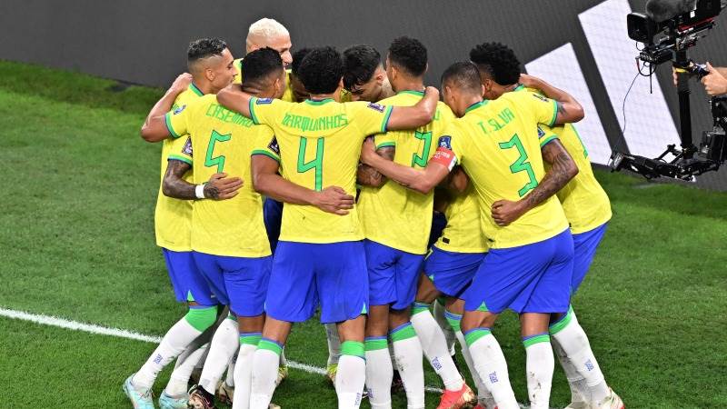 Brazil crushes S. Korea on the way to World Cup QFs