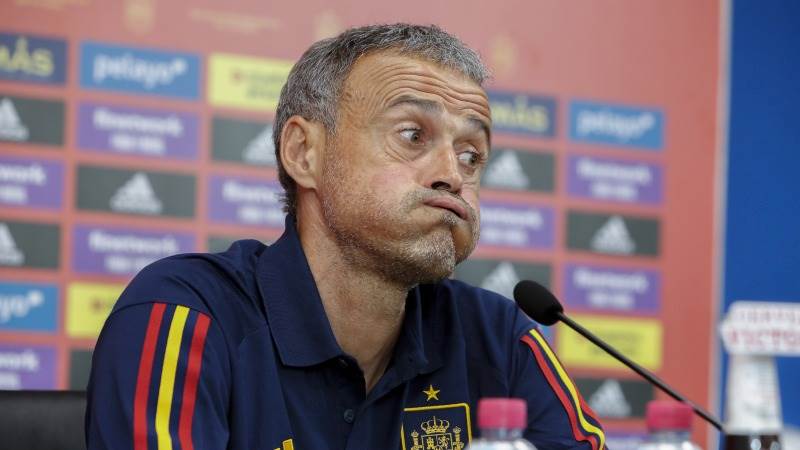 Spain coach resigns after World Cup elimination