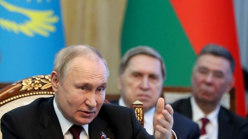 Putin: Russia could cut oil output in response to price cap