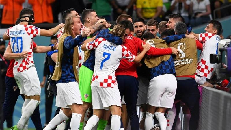 Croatia defeats Brazil, advances to World Cup semifinals