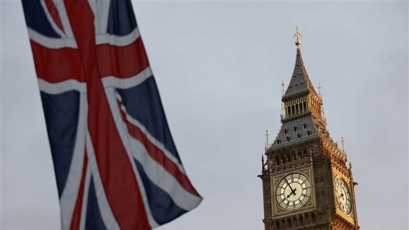 UK GDP rises 0.5% in October