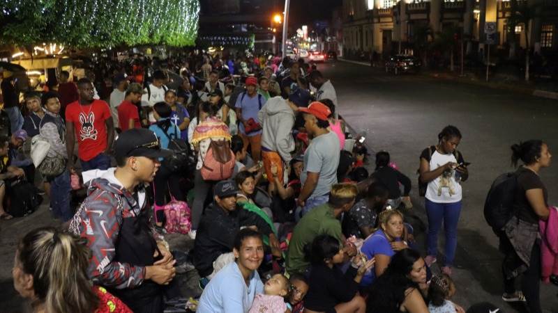 El Paso declares state of emergency over migrants