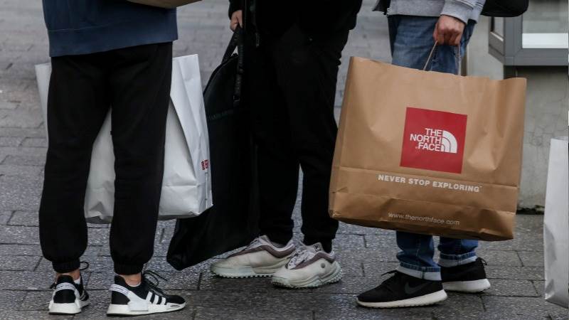 Eurozone’s consumer confidence improves in December