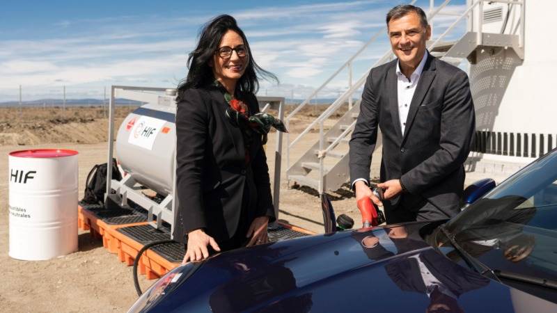 Porsche unveils eFuels plant in Chile