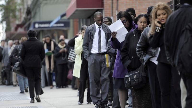 US initial jobless claims up by 2,000 to 216,000