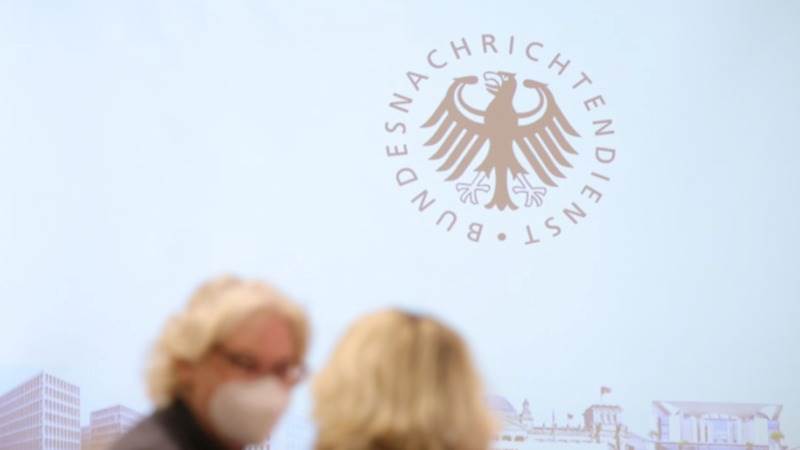 German intelligence official arrested over spying for Russia