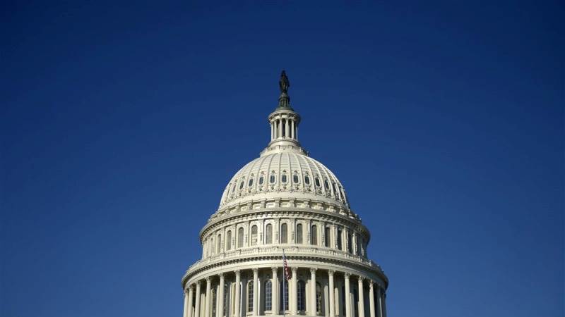 House clears $1.7 trillion spending bill