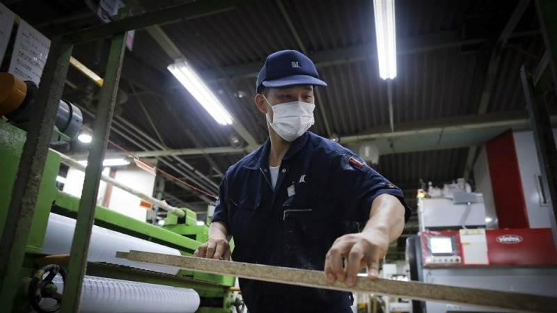 Japan’s industrial output down by 1.3% in November