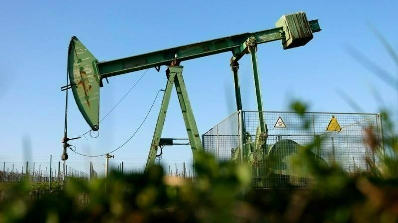 Crude prices drops over 2% on demand concerns