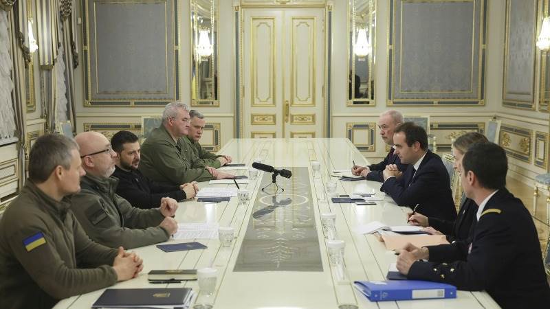 Zelensky, French MoD discuss Ukrainian defense