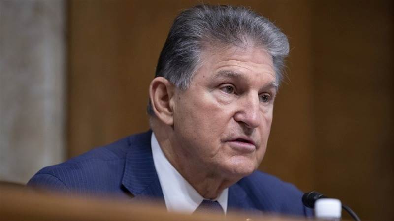 Manchin slams Treasury Dept. over EV tax credits