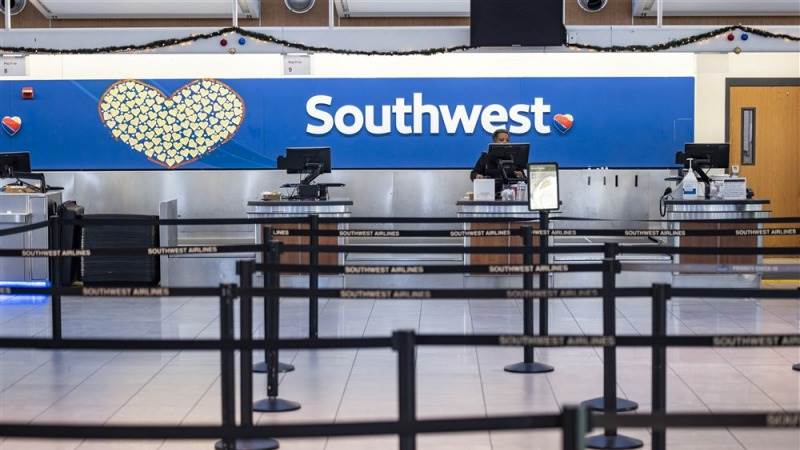 Southwest: Q4 earnings to suffer due to holiday fiasco