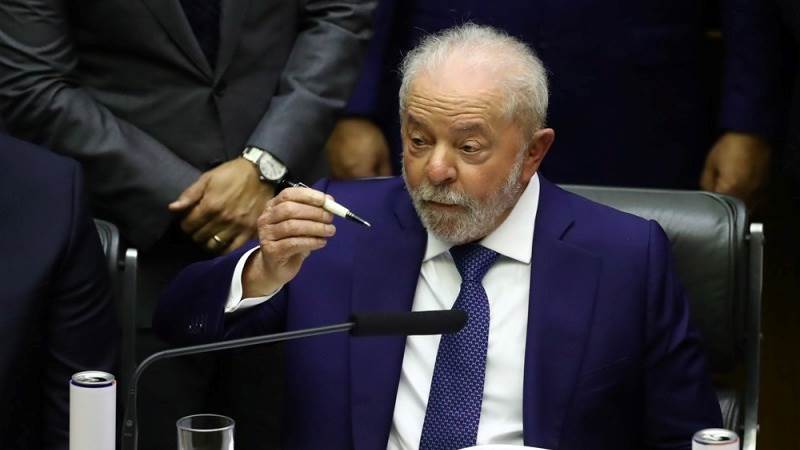 Brazil’s Lula cancels privatization of Petrobras