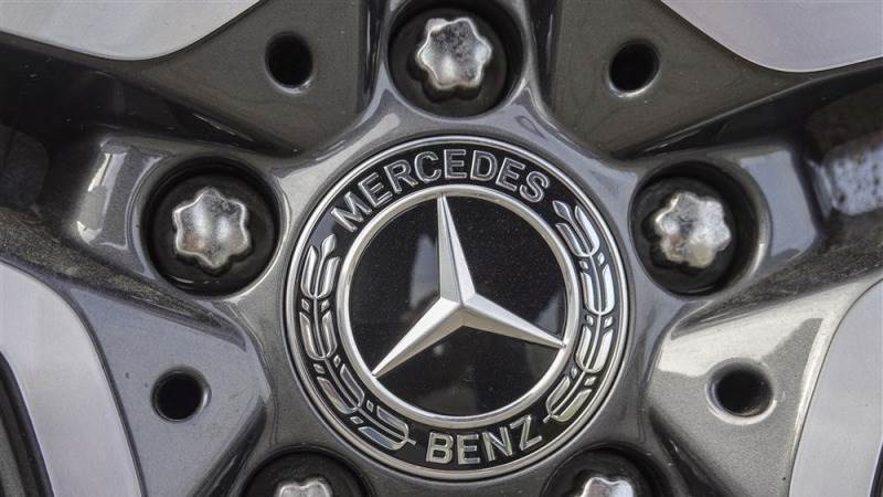 Mercedes-Benz to build €1B EV fast-charging grid