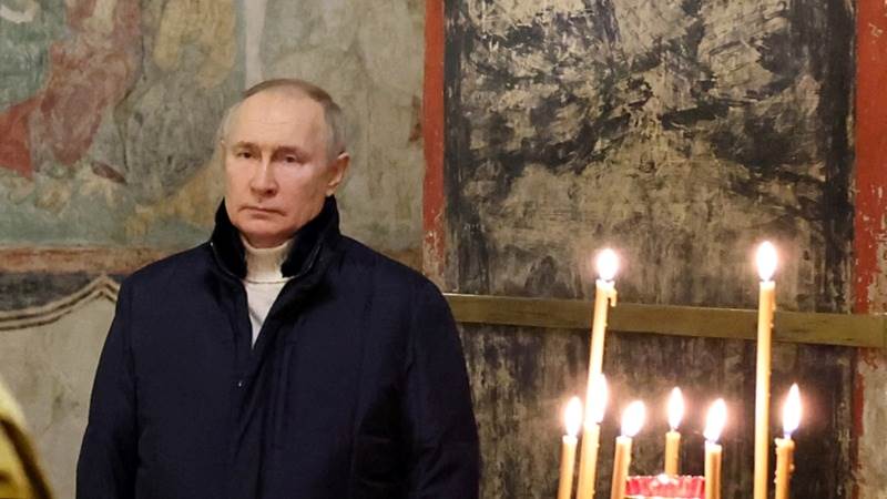 Putin praises Orthodox Church in Christmas message