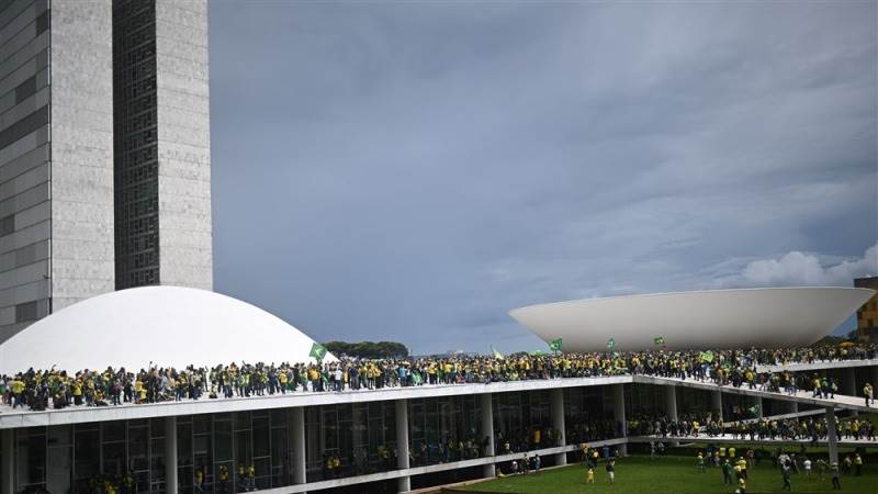 US embassy in Brazil condemns Congress attack