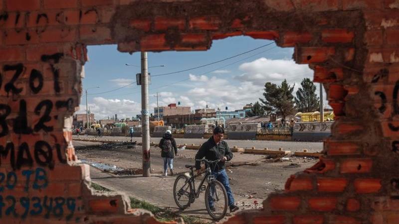 17 dead in latest clashes in Peru