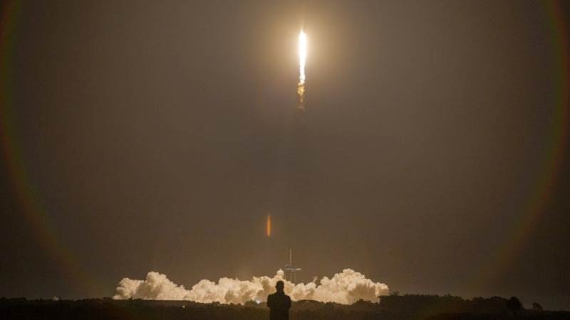 SpaceX sends OneWeb Launch 16 mission to orbit