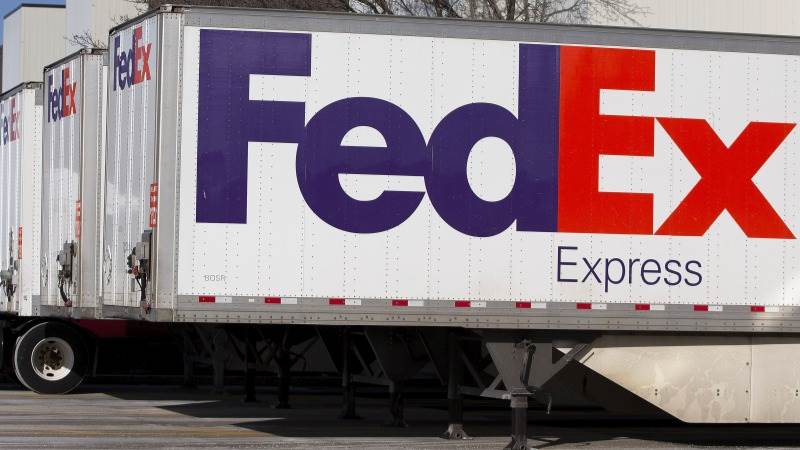 FedEx reportedly reducing deliveries on Sundays