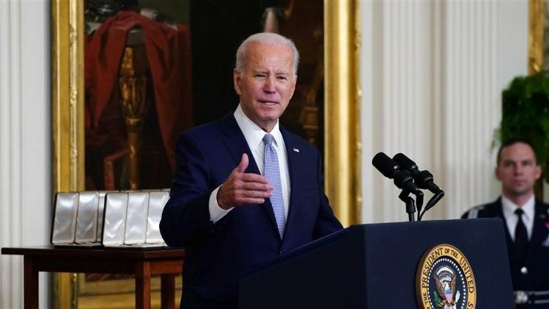 Biden doesn’t know what’s in classified docs found at his office