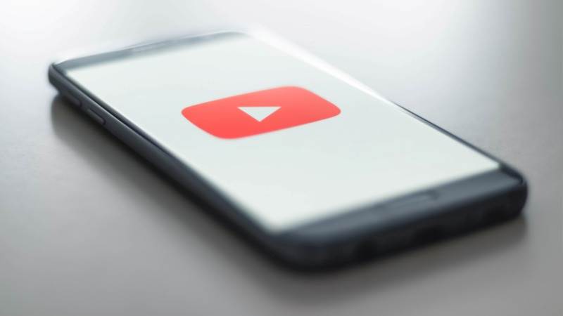 YouTube testing free, ad-supported streaming channels