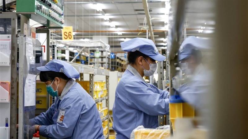 Industrial production in China rises 1.3% in December