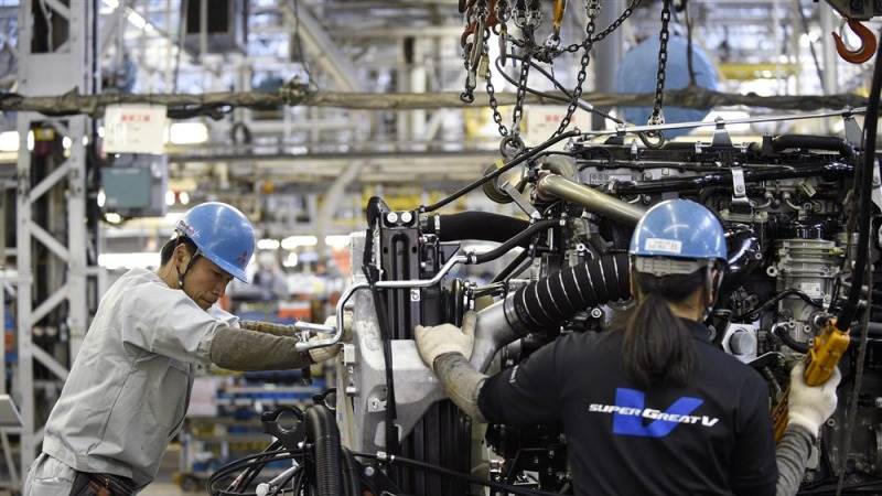 Japan’s industrial output down by 0.9% in November