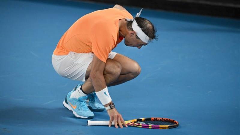 Defending champion Nadal knocked out of Australian Open