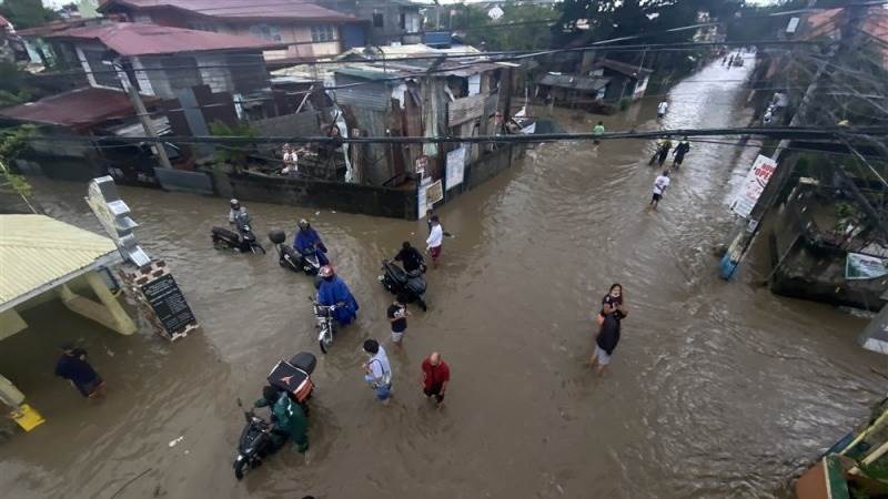 Death toll from Philippines floods rises to 35