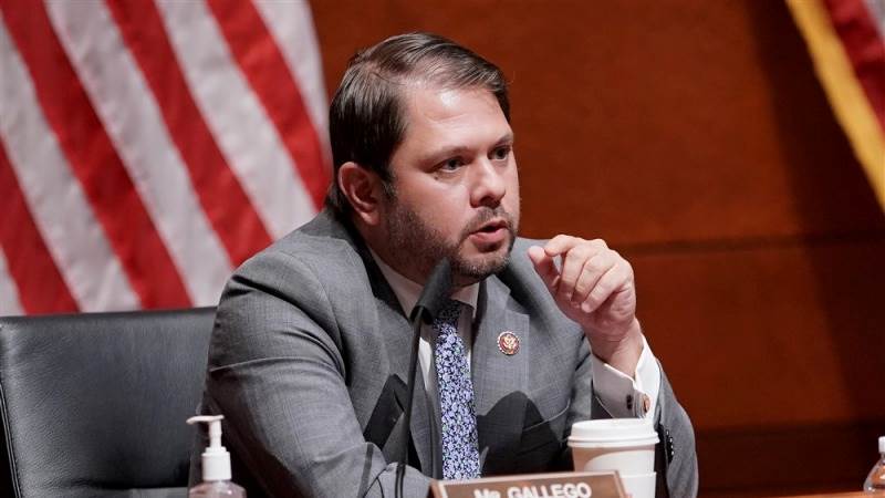 Arizona Dem Gallego to challenge Sinema