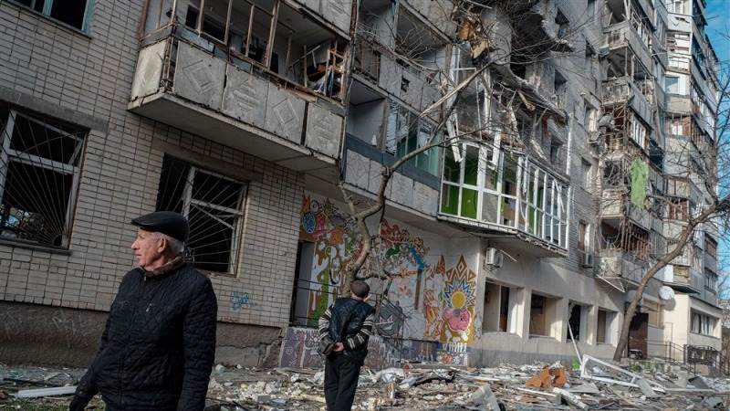 3 killed in Russian shelling of Donetsk Saturday