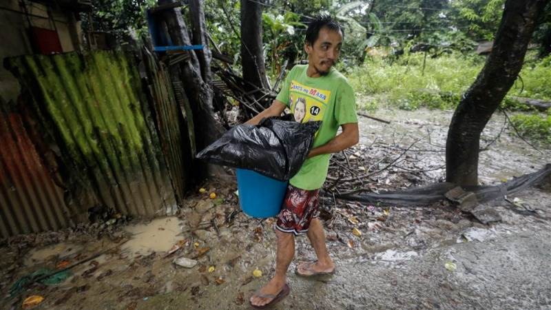 Philippines floods death toll rises to 43, 7 missing