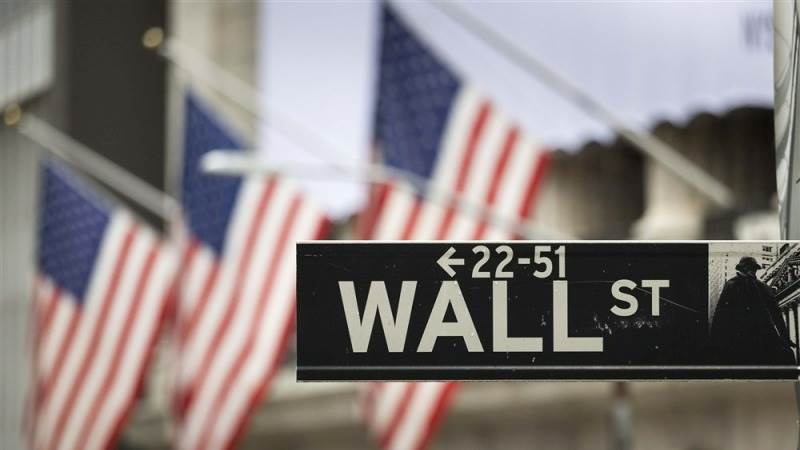 US stock futures decline as investors eye earnings