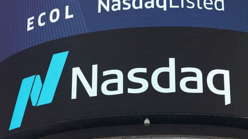 Nasdaq 100 jumps 4%, Meta sparks optimism