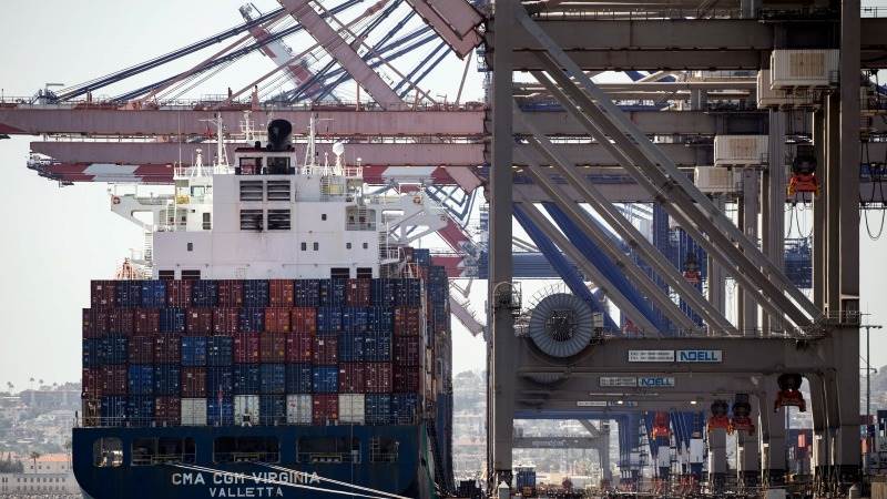 US trade deficit up to $67.4 billion in December