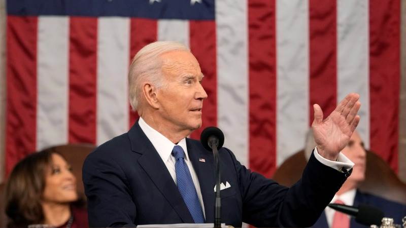 Biden asks Congress to pass billionaire min. tax