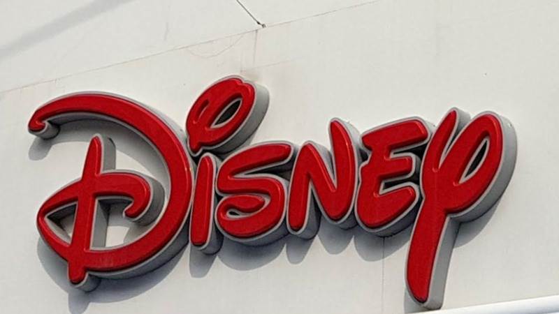 Disney: Q1 revenues up 8% to $23.51B