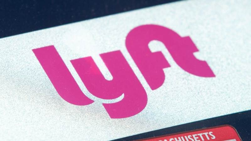 Lyft’s revenue grows 21% to record $1.18 billion in Q4